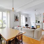 Charming Apartment- 2Br-4P- Parc Monceau
