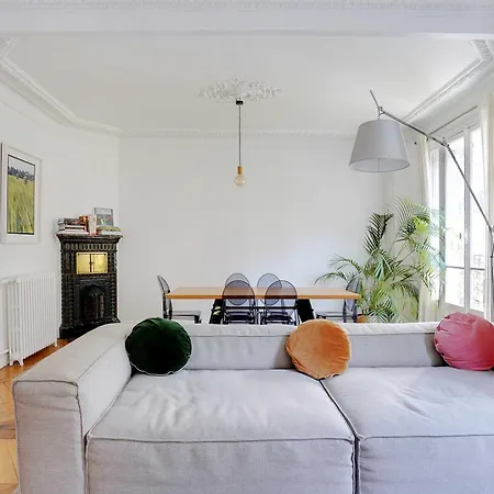 Charming Apartment- 2br-4p- Parc Monceau Apartment